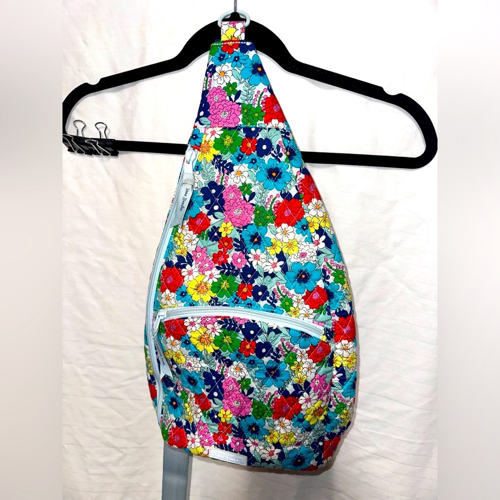 VERA BRADLEY Essential Compact Sling Backpack Bag in Far Out Floral